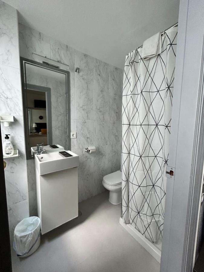 Hostal Berlin Marbella Zewnętrze zdjęcie