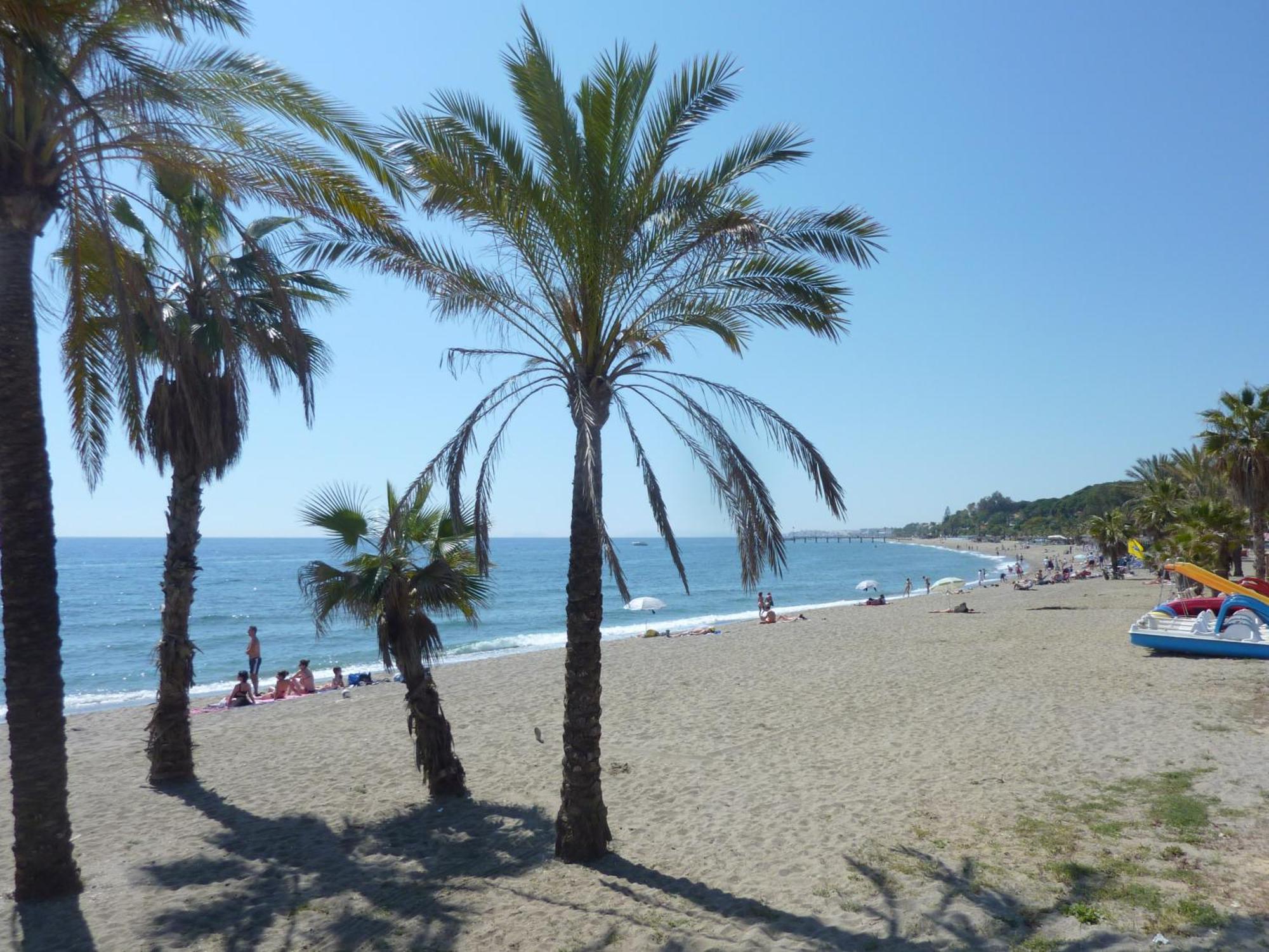 Hostal Berlin Marbella Zewnętrze zdjęcie