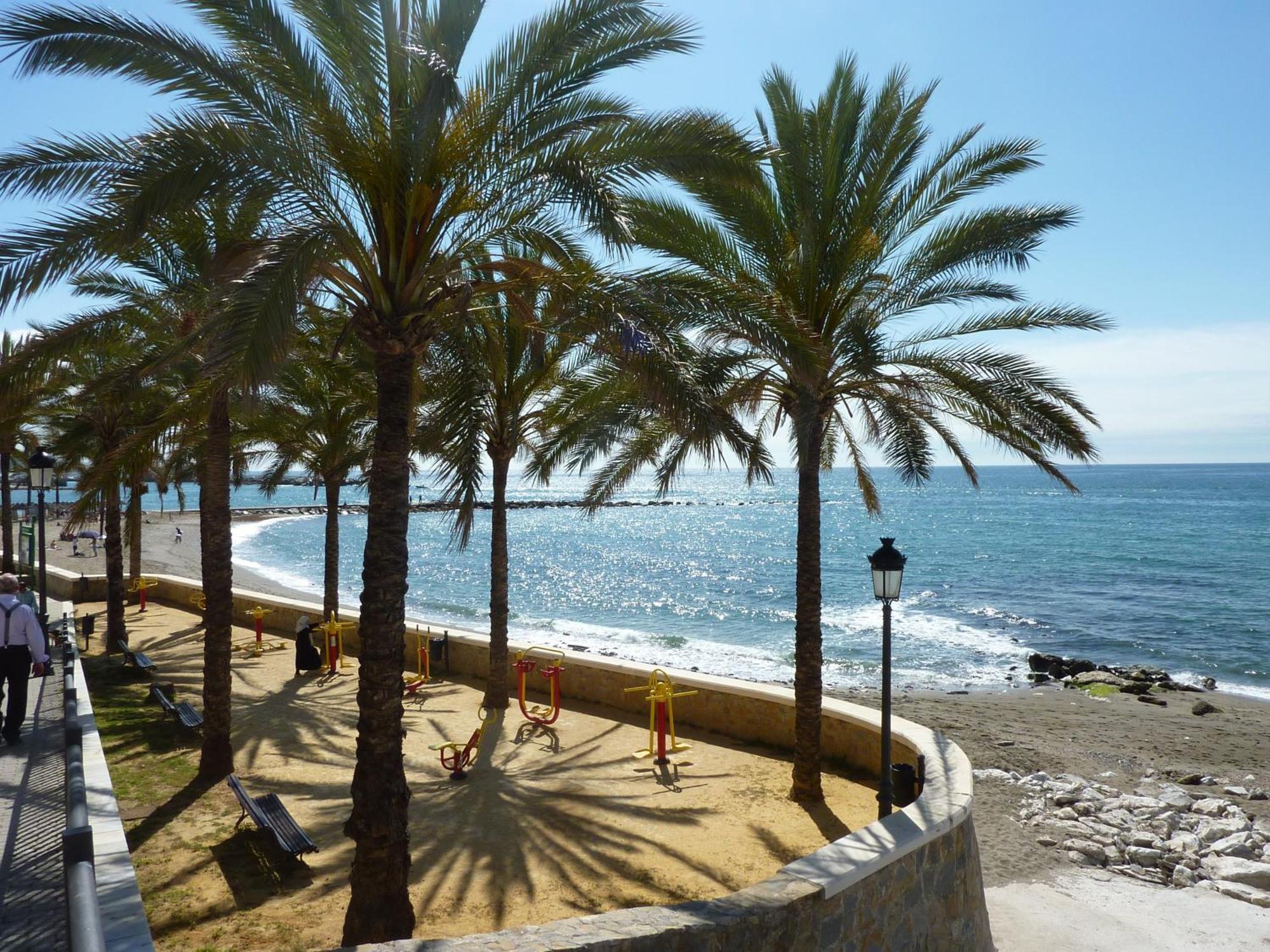 Hostal Berlin Marbella Zewnętrze zdjęcie