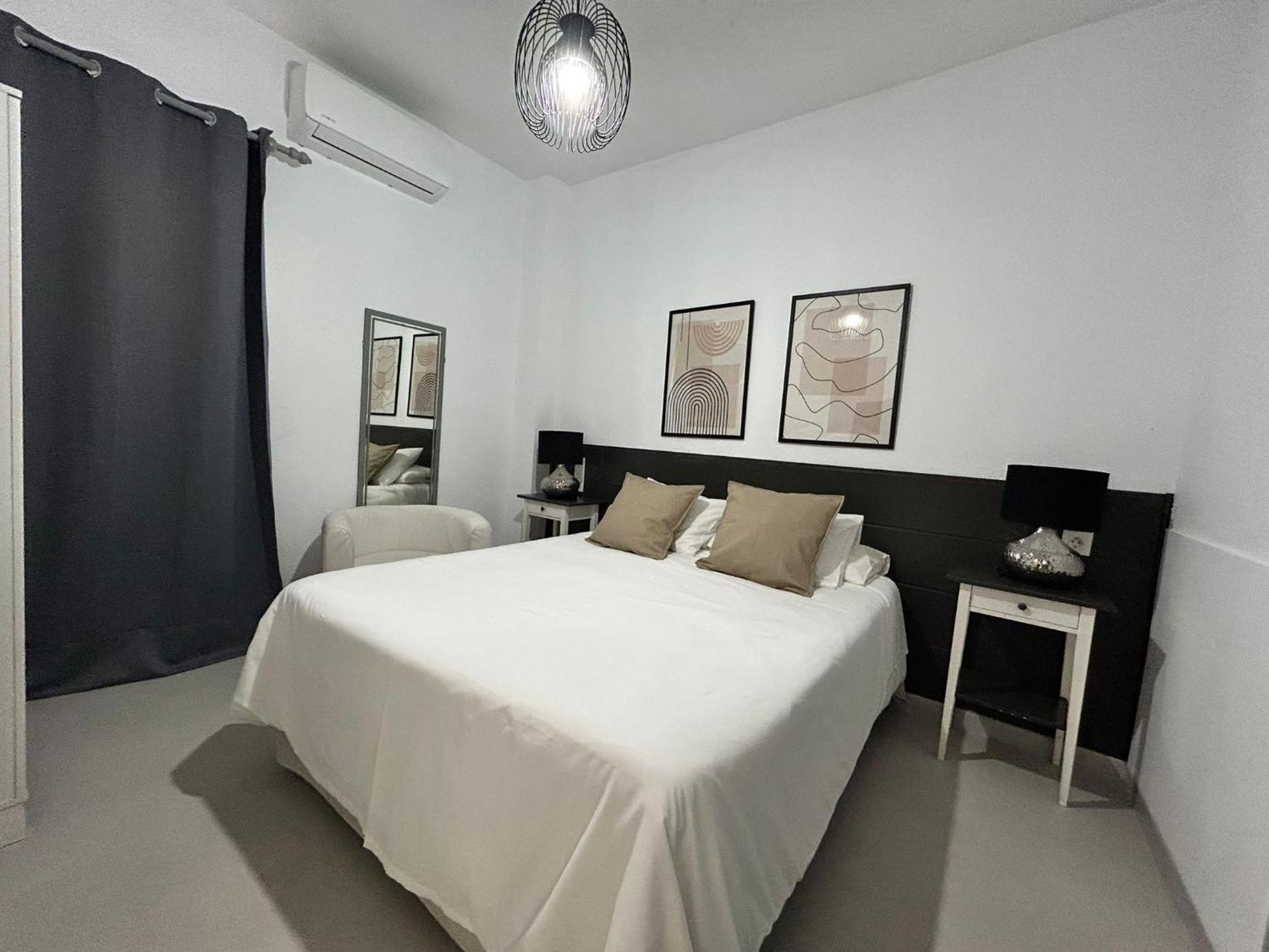 Hostal Berlin Marbella Zewnętrze zdjęcie